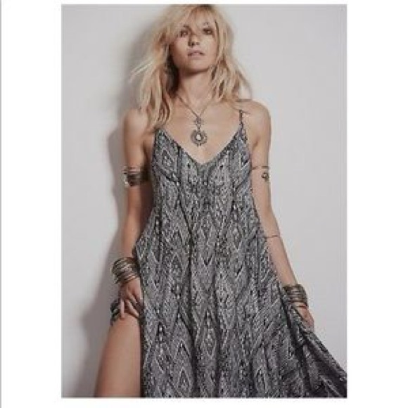 Free People Knot For You Slip Raven Combo Dress Tribal Print Size S - Picture 11 of 11